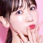 Yuki Kashiwagi Instagram - ♡➸➸➸♡➸➸➸♡ upinkからマスカラが2/14に発売されます💝 フェアリーカールマスカラ ブラック ¥1,100(税込) カールキープ力抜群で、ダマになりにくいので マスカラ下地としてもおすすめです☺️ 「わたしはこのマスカラがないと生きていけない！」 ってくらい、ライブのときも普段のときも 愛用してます💐 たくさんの方に届きますように🫶🏻　 @upink #upink