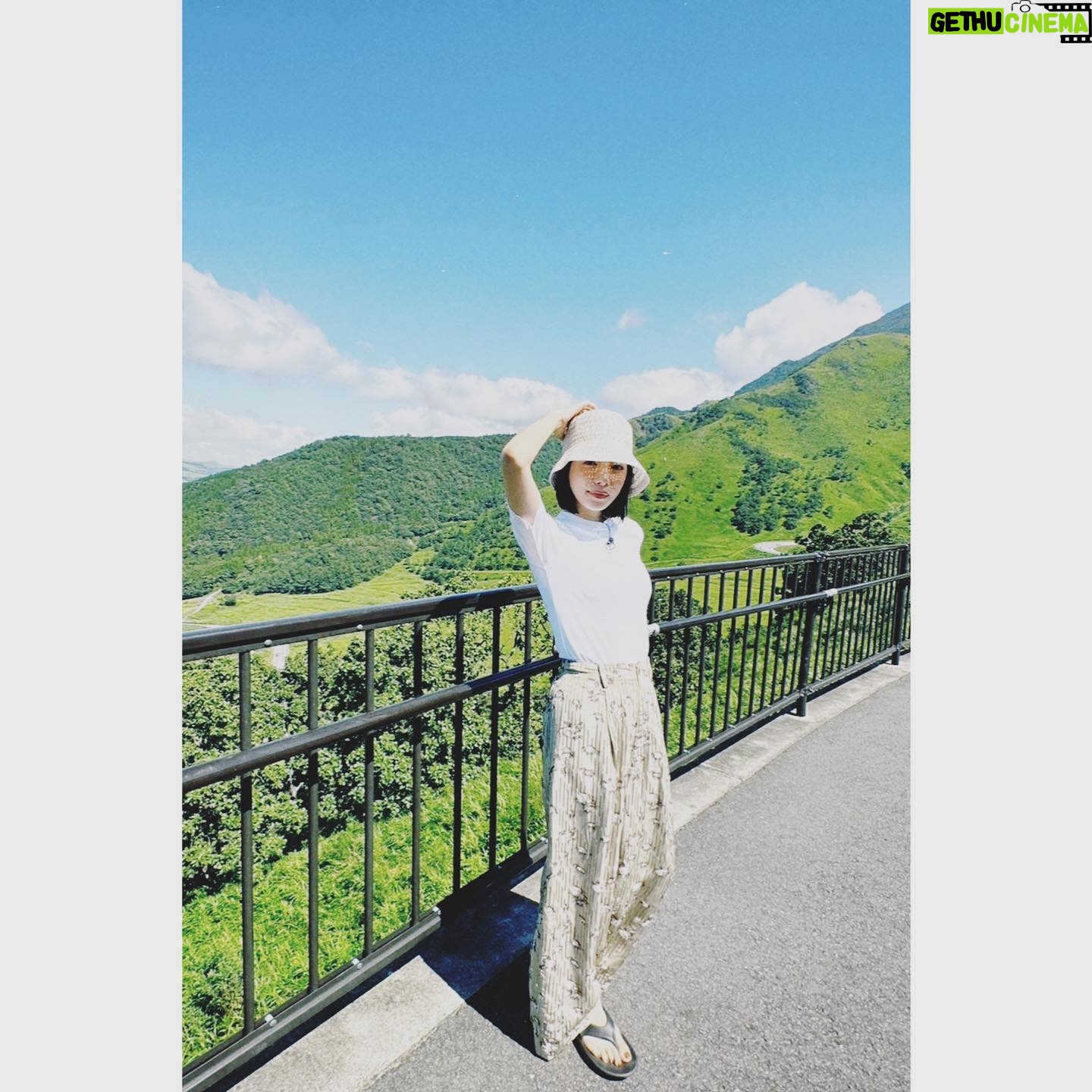Yuki Sakurai - 22.1K Likes - 皆様こんばんは
桃以来ご無沙汰しております
明日(9/15)、夜11時から放送のアナザースカイに出演させていただきます
私自身のルーツを辿る旅をしてきました
大好きな大分、福岡。
是非観てください
二日間人差し指がかゆい桜井でした
桜井