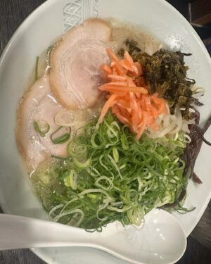 Yukino Yamamoto Instagram - 🍅
おつかれさまです😊
衣装とおにぎりと最近食べた🥟と🍜です！

#衣装 : @tonal_official 
@cepica_official 
@_verseauofficial_ 
@and_ellecy 
@strawberry_fields_official 

🍙鯛の味噌漬け🐟