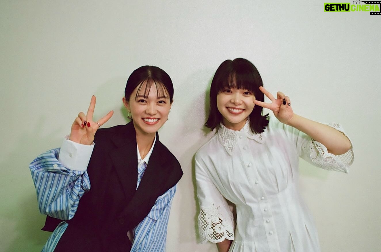 Yukino Kishii - 3 Likes - ドラマ10大奥
大奥ファンミーティングのときの上さんと☺️
明日も盛りだくさんで、家茂と和宮のシーン…あります🫢🤫👡🐈😢
予告でも言っている『次の上さんはあのスカンタコでええと思てる?』はなかなかのわるくちでお気に入りの台詞でした。🐙
ほんとにもう〜!!うえさん!上さんがさらちゃんでよかった!有難うございます!
明日の夜10時、おたのしみに!