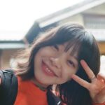 Yukino Kishii Instagram - 今年も気にかけてくださった方々、お世話になった方々、有難うございました。 昨年からケイコ　（ @movie_keiko2022 ）で年を跨いで、海外によく行きましたし、いくつかの映画賞をいただき、特別な年でした。ありがとうございます。 今年もあたらしい映画に取り組むことができて、慎重な時間が今になって勇気をくれます。 やっと見つけた自分の眼差しと確固たる意志を借りて、小さく、ゆっくり、でも着実に🫶、進みます🥊 それでは、来年はNHK総合:ドラマ『お別れホスピタル』観てくださいね わたしのだいすきな花ちゃん（ @dosukoi87 ）は名カメラマン！！！！！ 良いお年をお迎えください🌼