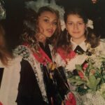 Yuliya Frants Instagram – Друзья , с праздником ! Учитесь хорошо, а не как я , в далеких 2000-х 😂😂😂😂