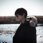 Yumi Wakatsuki Instagram - . Just trust yourself, then you will know how to live. . 向かう先は己が決めねば。一歩ずつ繋げていこう。大丈夫。 . とりあえず気温が暖かくなってきた、本当最高。 カフェラテをアイスで頼める幸せよ。