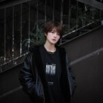 Yumi Wakatsuki Instagram - . 自由に生きるのにいるだけ(by.ハウルの動く城) It just need to live freely. Chop your own wood, and it will warm you twice. . #ilove #black #若月佑美