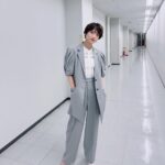 Yumi Wakatsuki Instagram - , 今夜、#日曜日の初耳学 に出演します☺️ インタビューゲストは大好きな大好きな吉田羊さんです。 私も少しだけ羊さんとのエピソードをお話しさせて頂いてます。 羊さんは知れば知るほど素敵な方で、また好きになりました。 是非、ご覧ください。 . #初耳学 #若月佑美