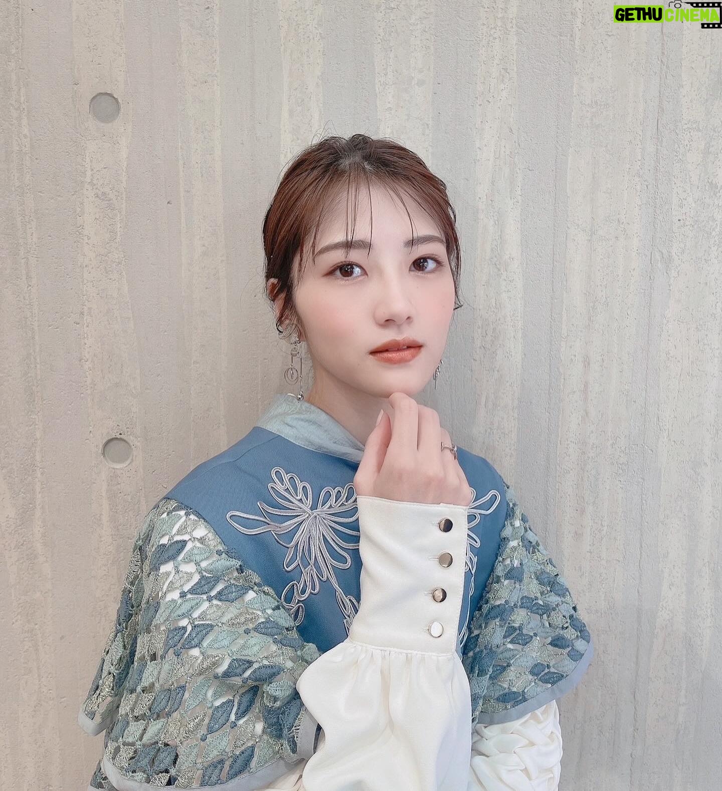 Yumi Wakatsuki Instagram - . NHK Eテレにて来週 12月24日(日) 朝9:00〜放送の「#日曜美術館」に出演しますー! クリスマスイブに放送ー! 国立西洋美術館に行ってきました🧸 #キュビスム の特別講義!! 講師は美術史の専門家 #三浦篤 さんと 漫画家 #荒木飛呂彦 さんです!! 生徒は #濱田龍臣 さんと私です!! 面白かったなー。是非、見てください☺️ . #nhk #eテレ #若月佑美