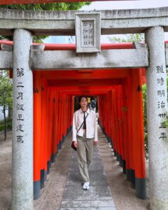 Actress Yun Liu HD Instagram Photos and Wallpapers May 2024