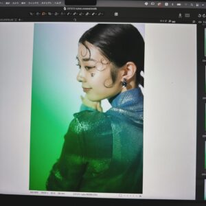 Yuna Hoshino Instagram - NYLONさんの連載企画「365ANNIVERSARY」
1月の7日分、モデルをさせていただきました！🤍🤍
今日は何の日？をテーマにイベントに沿ったファッションを着るんだけど
因みにこれは、
「睡眠の日」と「ウィキペディアの日」
どのコーデも普段は着れないユニークなコーデで撮影しました！
楽しかった！！！

他にもありますので、ぜひNYLONさんの公式に飛んでちぇっくしてみてください！！🤍
いつもと違う私が観れます〜👀🤍