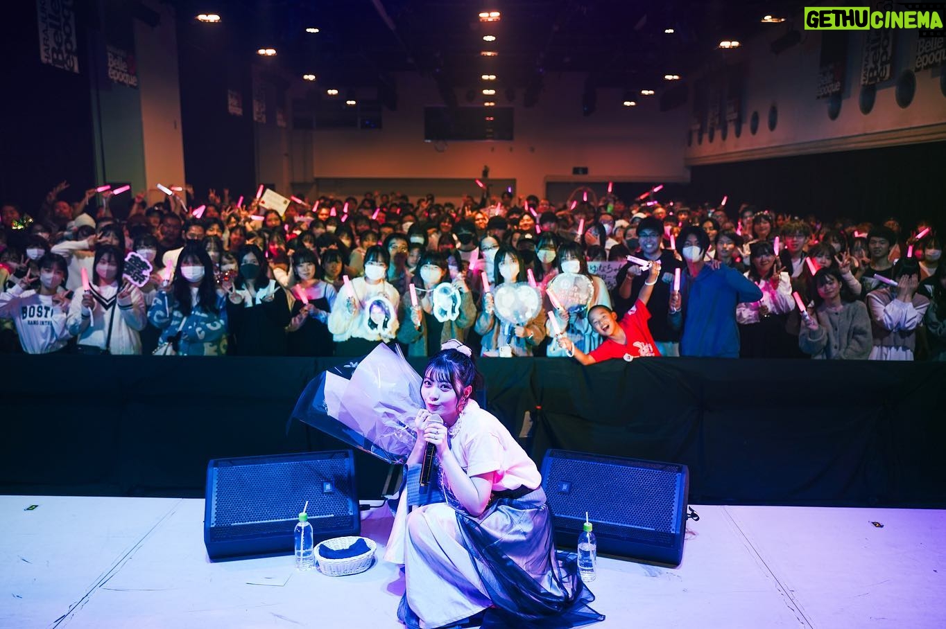 Yuna Hoshino Instagram - 投稿が遅くなってしまってごめんなさい!🙇🏻♀️՞ 11/3に行われた 『星乃夢奈 LAST TEEN BIRTHDAYLIVE ~10代のうちに叶えたい夢~』 ご来場してくださった皆様、 ありがとうございました♡ 約4年ぶりの生誕祭、 久しぶりの生誕祭がまさか"LIVE" だなんて 前の私には考えられなかっただろうな〜💭 やっぱり歌にはまだ自信が持てず、 最初はどうしても緊張しちゃうけど 相変わらず私のファンの皆様は優しくて …😭😭 MCが入る度に、 『ゆなちゃん可愛いよお』『宇宙で1番』とか。笑 沈黙の時間なんて無かったんじゃないかってくらい みんなで造り上げた素敵なイベントになれたんじゃないかなと思います( ´͈ ᵕ `͈ )♥ ))コールアンドレスポンスはまだまだ行けたと思うけどね!!?!?!?!? でもたくさん声は届いてたよ♡ありがと♡ あっという間なお時間で、 2日経ってるのにまだ余韻にひたひたな私です😮💨 切実に戻りたいぃ……! でもたくさんパワーと幸せを貰えたので! これからもいい報告できるように頑張るぞ💪🔥 19歳の抱負や18歳の1年間の感謝は また改めてお誕生日の投稿の時にお話しようと思います…! ビデオレターに参加してくださった方、 そして一緒に盛り上げてくれたスタッフの皆様、 ありがとうございました♡