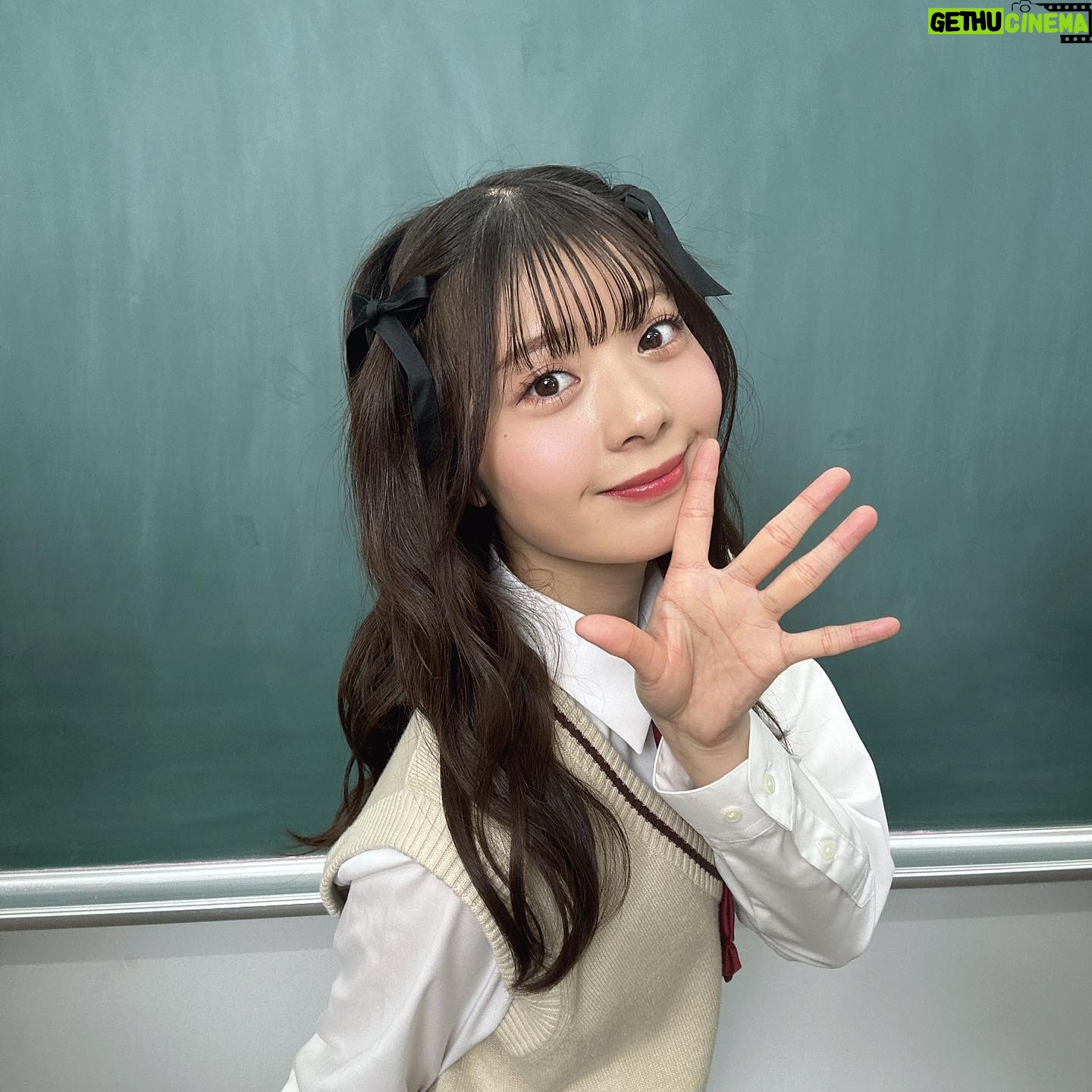 Yuna Hoshino Instagram - YouTubeにて、私の3rdシングル『好きすぎてムカつくバースデイ』の踊ってみたが上がりましたっ🤍 全身Ver~!!!! ぜひ覚えて踊ってくれると嬉しいです*ˊᵕˋ*