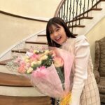 Yuna Hoshino Instagram - 本日ブラックファミリア最終回の放送です🖤 最後の最後まで、 大迫力のあるお話になっていますので ぜひ最後まで見届けてください👀🖤 パパ〜全力で走ってお姉ちゃんを見つけてぇ😭 あぁ！ママ〜！！！あおいい！！！！？ って感じでみんなもきっと9話観てたよね？ 10話もバカバカに面白いですぞ？？😽