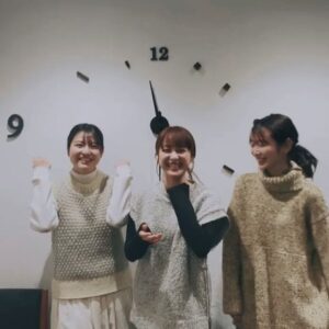 Yuna Taira Instagram - 🩵🩷🧡
おーはー！
ついに！今夜です！

卒業から10年。念願の。
23時にbayfmで集合ちゅ！
#おはスタ #おはガールちゅちゅちゅ 
#平祐奈の凸凹ラジオ