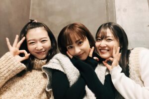 Yuna Taira Instagram - 🩵🩷🧡
#rおはガールちゅちゅちゅ

なっちゃんひぃちゃんと出逢えて
2人とおはガールになれて本当によかった。
一生の宝物！いぇす！
いつかまた心友again！ありがとう〜！！！
#平祐奈の凸凹ラジオ
#タイムフリーでもぜひ
#私たちの過去を曝け出してます