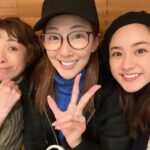 Yuna Taira Instagram – 💛💜🩷
少し前に晶紀さんと紅ちゃんと観劇へ🎭
集まると関西弁でずーっと笑ってて
もう時間があっという間🤣

NOISES OFFのグループメールは今でも
動いてるし楽しい愉快なお仲間と出逢えて
ほんまにご縁に感謝です♡

これからも皆さんの出演舞台が楽しみっ！
#関西仲間
#NOISESOFF
#斑鳩の王子
#面白かった