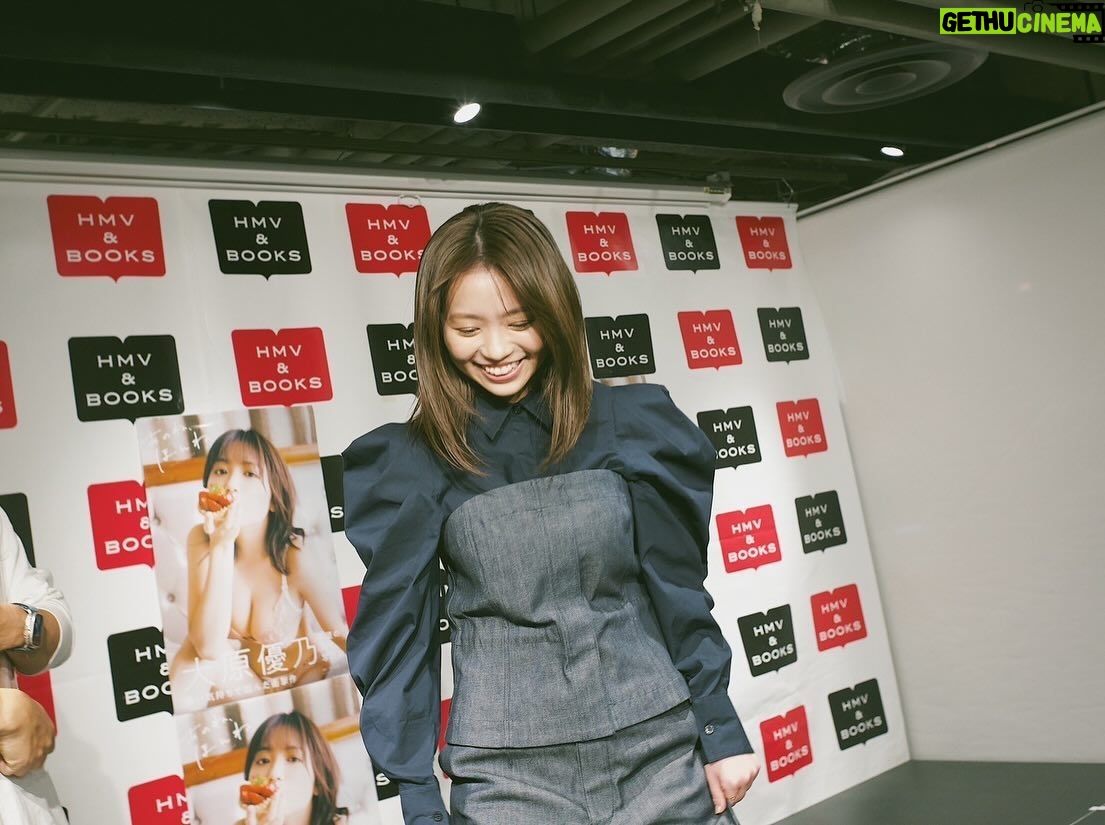 Yuno Ohara Instagram - 3rd写真集に携わってくださったスタッフの皆さんが駆けつけて来て下さり、嬉しかったなぁ。愛とリスペクトでいっぱいのチームです🫶🏻✨