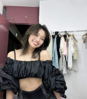 Yuno Ohara Instagram - 『ViVi』初登場！
発売中の6月号 ダイエット企画にお邪魔してます💋
目指せ、愛されボディ☺️🍑💕