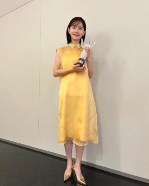 Yuri Nakamura Instagram - 高崎映画祭で着た素敵なお衣装達です。

dress @fabianafilippi / @aoi.1961 
jewelries @kajita_jewellery 

stylist @mikuogawa_stylist

市子、まだまだ上映されています。
Amazonプライムでは配信もされております。