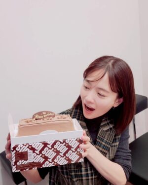Yuri Nakamura Instagram - 大好きな友人達が早めのお誕生日をお祝いしてくれました🎂友達は本当に宝物♡いつも支えてくれてありがとう♡