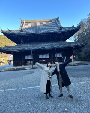 Yuri Nakamura Instagram - 明日放送のNHKあさイチ、お優しい森田洋平アナと冬の京都を巡りました。
楽しみ過ぎてごめんなさい😆
ぜひご覧くださいね〜