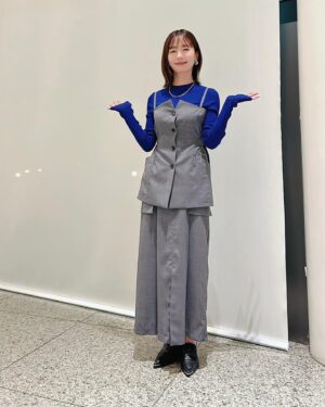 Yuri Nakamura Instagram - knit @un3d_official 
bustier,skirt @ihnn_official 
accessories @gigi.jewelry @mandassociates 
shoes @alm._official