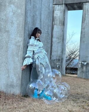 Yuri Tsunematsu Instagram - #私が撮りたかった女優展 vol.5🫧
オフショットしりーず②💎

ヘアメイクのsakiさんが作ったヘッドピース可愛かった✨

📸 aika @_1119_a_ 
💄 saki ogawa @ogsk________1q 
👗 kyon @kyonchic 

＿＿＿＿＿＿＿＿＿＿＿＿＿＿＿＿＿＿＿＿＿＿＿＿

《会期》2024年3月16日（土）～26日
11:00～20:00/初日のみ9:30オープン（*）/休館日無し
《会場》AA （アー）
東京都中央区日本橋兜町6-5兜町 第6平和ビルB1F
茅場町駅から徒歩3分/日本橋駅から徒歩5分
《入場料》大人1,000円学生 600円小学生以下無料

詳しくは公式SNS @actress_ex をご確認ください。

＿＿＿＿＿＿＿＿＿＿＿＿＿＿＿＿＿＿＿＿＿＿＿＿

#恒松祐里