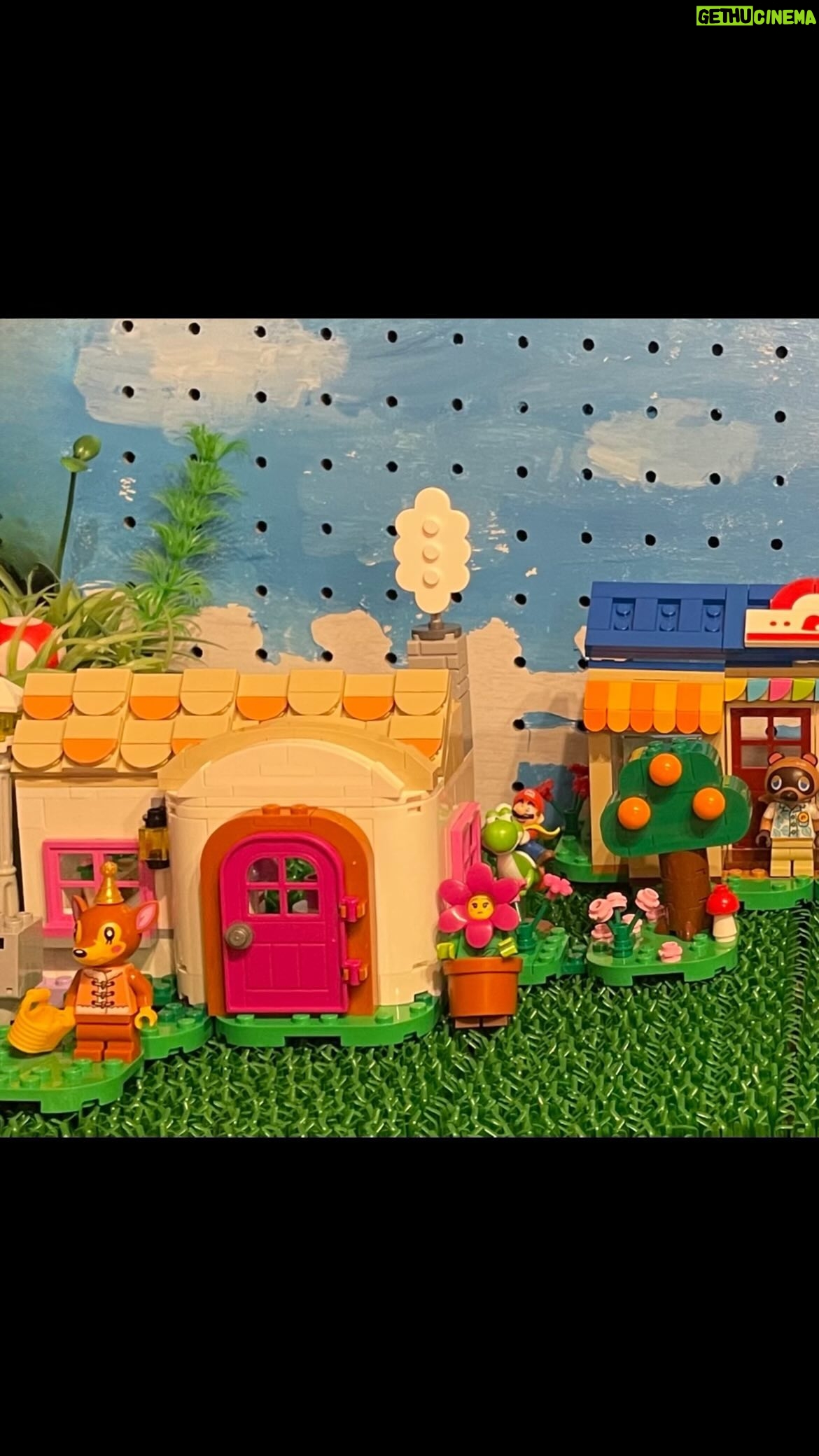 Yuri Tsunematsu Instagram - #LEGOanimalcrossing 🌸 ブーケの家がとっても私好みでした🐱💖