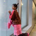 Yuri Tsunematsu Instagram - 🎎 #ツネからの誕生日動画 3月生まれの方💞 お誕生日おめでとうございます！！！ 皆さんにとって素敵な一年になりますように✨ Happy birthday to people are born in March!!! Wish you have a happy day and a nice year✨ 花粉がつらい季節になってきましたね… 最近は舞台「ハザカイキ」の稽古な日々！ 3/31の初日に向けて素晴らしいものを届けられるよう頑張ります！ 今回の #恒私服 は… 👜　#marcjacobs 🧥&👖 #nontokyo 🩳　#vintage 👡　#ugg リボンバッグは私の手作り✌️🎀 The crochet bow bag is hand-knitted by me✨ #yuritunes #bowbag #crochet