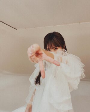 Yurika Kubo Instagram - 「可愛くって意地悪しちゃう」
ブックレット内とグッズ用のお写真撮影時の衣装🕊

・
・
・
styling @oshida__ayaka 

▷
#シカコ #shikaco #小鹿 #시카코 
#久保ユリカ #kuboyurika #久保百合花 #쿠보유리카 #奈良 #NARA #나라 #鹿 #deer #사슴 #ootd #오오티디 #옷스타그램 #코디 #勇者が死んだ #マルグリット #可愛くって意地悪しちゃう #カワイジ