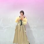 Yurika Kubo Instagram - 『青春ブタ野郎はランドセルガールの夢を見ない』完成披露上映会衣装🧊 花楓カラーを添えて🧡 ・ ・ お気に入りのstyling！ 中田さんありがとおお ・ ・ 12/1（金）から劇場公開スタートしています🪽 ・ ・ ▷ #シカコ #shikaco #小️鹿 #시카코 #久保ユリカ #kuboyurika #久保百合花 #쿠보유리카 #奈良 #NARA #나라 #鹿 #deer #사슴 #青春ブタ野郎シリーズ #青春ブタ野郎はランドセルガールの夢を見ない #ランドセルガール #青ブタ #梓川花楓 #梓川かえで