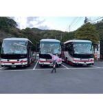 Yurika Kubo Instagram - バスツアー全てが終わったあと。 旅館に行ったらローソントラベルさんの粋な計らいで… 「20周年おめでとう」ケーキがサプライズで用意されていました！ 泣くかと思った！！！ 11月で21周年目突入できましたが、 こうしてあたたかく支えてくださる方がいなければ、私はシカノコさんの前に立つことすらできないので… 本当に本当に皆さんの優しさで… また頑張ろうって思える力をもらっているんだなと。 そしてなにより！ 一緒に遊んでくれてありがとうね🛼 ▷ #シカコ #shikaco #小️鹿 #시카코 #久保ユリカ #kuboyurika #久保百合花 #쿠보유리카 #奈良 #NARA #나라 #鹿 #deer #사슴 #バスツアー #慰安旅行 #シカノコ慰安旅行 #大分 #別府 #ローソントラベル #地獄めぐり
