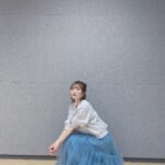 Yurika Kubo Instagram - 青ブタ！2023年夏劇場公開です🌈 よろしくお願いします☃️ ・ ・ ・ sweat @agnesb_officiel shoes @newbalance ▷ #シカコ #shikaco #小鹿 #시카코 #久保ユリカ #kuboyurika #久保百合花 #쿠보유리카 #奈良 #NARA #나라 #鹿 #deer #사슴 #ootd #오오티디 #옷스타그램 #코디 #sneaker #スニーカー #ニューバランス #newbalance #水色