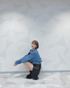 Yurika Kubo Instagram - YouTubeTMSアニメ公式チャンネルにて 『High Card』の特番に出演させていただきました🛼 ・ ・ 私にしては珍しいお衣装！ （チェルシーに合わせてくれてる…！） ・ ・ stylingは中田さん🩵 ・ ・ ▷ #シカコ #shikaco #小️鹿 #시카코 #久保ユリカ #kuboyurika #久保百合花 #쿠보유리카 #奈良 #NARA #나라 #鹿 #deer #사슴 #アニメ #anime #ハイカード #highcard #チェルシー