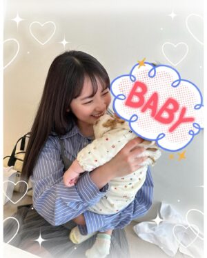 Yuu Tejima Instagram - ・

森戸ちゃんのお誕生日お祝い出来ましたん🎂

どんどん素敵に大人になっていく森戸ちゃんに勝手な母親心として嬉しく思います🐥

今の時代にこんなに真っ直ぐ育つ子いるのね。って感じ🍀笑
ご両親の育て方に尊敬致します🫡
　
　　
　

　
てじっ子の前だとすんごい大人に見えるからこりゃまたすごい！

私の目の前で天使が渋滞してました🩷✨

森戸ちゃん♡たくさん色んな景色を見て益々素敵な美天使になってね🤍

いつも仲良くしてくれてありがとう🧡ラブ🫶

　
　
　
　
　

私がこの日髪の毛セットしてなくて姫カットみたいになっちゃってたから　
　
この歳で私姫カットみたいになってるから気まずいって言ったら… 
　

「良いじゃないですか〜！お揃い嬉しいです〜♪」的な事言ってくれたけど、、
　
　
　

ホント…？？笑　
　
　
　
　
　
　
#森戸知沙希　#天使　#可愛い　#美人　#仲良し　#いつもありがとう　#お誕生日  #お祝い　#おめでとう　#勝手な親心　#笑