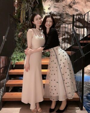 Yuu Tejima Instagram - ・

トークショーは芹那も一緒だったよ💗

　

相変わらず癒しだった☺️ 
そして相変わらずスーパーマイペースだった😛笑　
そんなところも好き♡

あぁ〜好き過ぎる🫶話足りなかったぁ🥹💕

#芹那　#大好き　#癒し　#友達　#ズッ友 #🫶