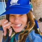 Yuval Scharf Instagram - לצד אחד השבועות הקשים והמורכבים פה, בתוך אינסופ כאב וניסיון יומיומי למצוא תקווה - אלה היו רגעי חסד. תודה לפרטנר הכי טוב שיכולתי לבקש. • • מדבר- נקודת מבט הרגיל , החום , הפשוט ,האחיד ,המשעמם, החם ,היבש, המסוכן . הוא גם המגוון , המשתנה , האינסופי, הצבעוני , הרחב , העמוק , הבטוח, מלא הרבדים -הוא השפע . 🌵🏜️🫀🪬