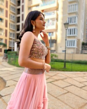 Yuvina Parthavi Instagram - Embracing my inner Barbie (desi version)💅🏻💕
.
.
.
.
.
Mua💄: @makeup_by_kez 
Hair do💁🏻‍♀️: @banuhairstylist 
Couture👗: @nirali_design_house 
.
.
.
.
🦢💓🪞🪷
.
.
#yuvinaparthavi #siren #audiolaunch #trailerlaunch