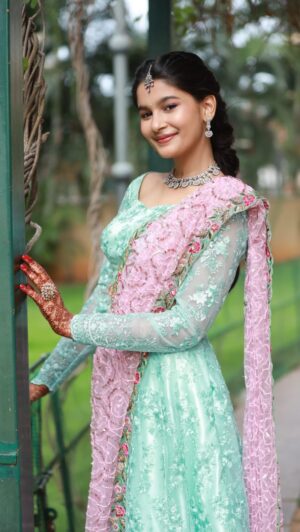 Yuvina Parthavi Instagram - Leaving a little sparkle everywhere I go✨💭🦋
.
.
.
.
.
.
Mua: @makeup_by_kez 
Hairdo: @banuhairstylist 
Outfit & jewellery: @stitchhousesalem 
V.C: @bhavaga_photography ography 
Mehndi @ria_mehandhis 
.
🪷✨🦋🐚🪞
.
#yuvinaparthavi #yuvina 🌷#arrahman #trendingtamilsong #arameen  #. #pathuthala #adakirukka #reelsinstagram #reelitfeelit #actress #chennai #tamilfilmindustry #childartist #veeramgirl #veeramkid #ninaivirukka