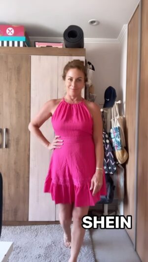 Yuyuniz Navas Instagram - Quería algo simple, accesible, entretenido, de mi tamaño, diferentes estilos, me gusta jugar!
Este Verano @sheinofficial @shein_chile es mi preferido.
Perfecto de talla S, tal cual me lo imaginé, calsa perfecto, comodidad y femineidad al mismo tiempo.
Vestido Fucsia SZ2306078551874560
Vestido Verde SW2208152786341268
15%#YUYUNIZ
#sheinforall #saveinstyle 
#vestidos #belleza #femenino #verano