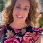 Yuyuniz Navas Instagram - Después de los 20 años nada es igual. Nuestro cuerpo presenta cambios importantes, el exceso de comida chatarra provoca un factor de oxidación, y simplemente empezamos a envejecer, por una mala alimentación, y un descuido de nuestro cuerpo. @ortomolecular_chile y todo su equipo nos regalan una gran oportunidad. Un lugar donde podemos ser asesorados por expertos, para poder elegir una correcta suplementación, y así prevenir el envejecimiento, y evitar enfermedades 📍Av Alonso de Córdova 2788 Vitacura #suplementos #ortomolecularchile #bienestar