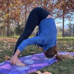 Yuyuniz Navas Instagram – El Yoga, es la mejor herramienta de auto educación y realización a la vez.
A través del cuerpo logramos desarrollar niveles de conciencia, y liberar toxinas.
El Yoga, es también la perfecta herramienta de salud, ya que nos permite trabajar sobre nuestra atención.
La fluctuación de pensamientos,  la atención dividida, y la pérdida de memoria, perjudica enormemente nuestra salud física y mental.
#practicadeyoga #memoria #atencion #dristi #saludmental #foco #elcaminodelyoga
@martinpetit1