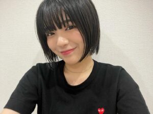 Yuzuki Hirakawa Instagram - (ˊᵕˋ)

特に何も予定ないけどメイクした日！
あんまり笑ってる写真載せないからちょいと新鮮である。

なんかiPhoneのカメラで写真撮ると明るさ勝手に変わるのどうにか出来たりする？笑

みんな今日は何したの〜？

このとっちらかってる文章どうにかしな？自分！笑