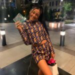 Yvette Monreal Instagram - Received an award and had an amazing night with my sister♥️🥳✨
