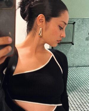 Yvette Monreal Instagram - 🍲🥂🧚💕✨