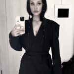 Yvette Monreal Instagram - Blazer dress never fails🖤