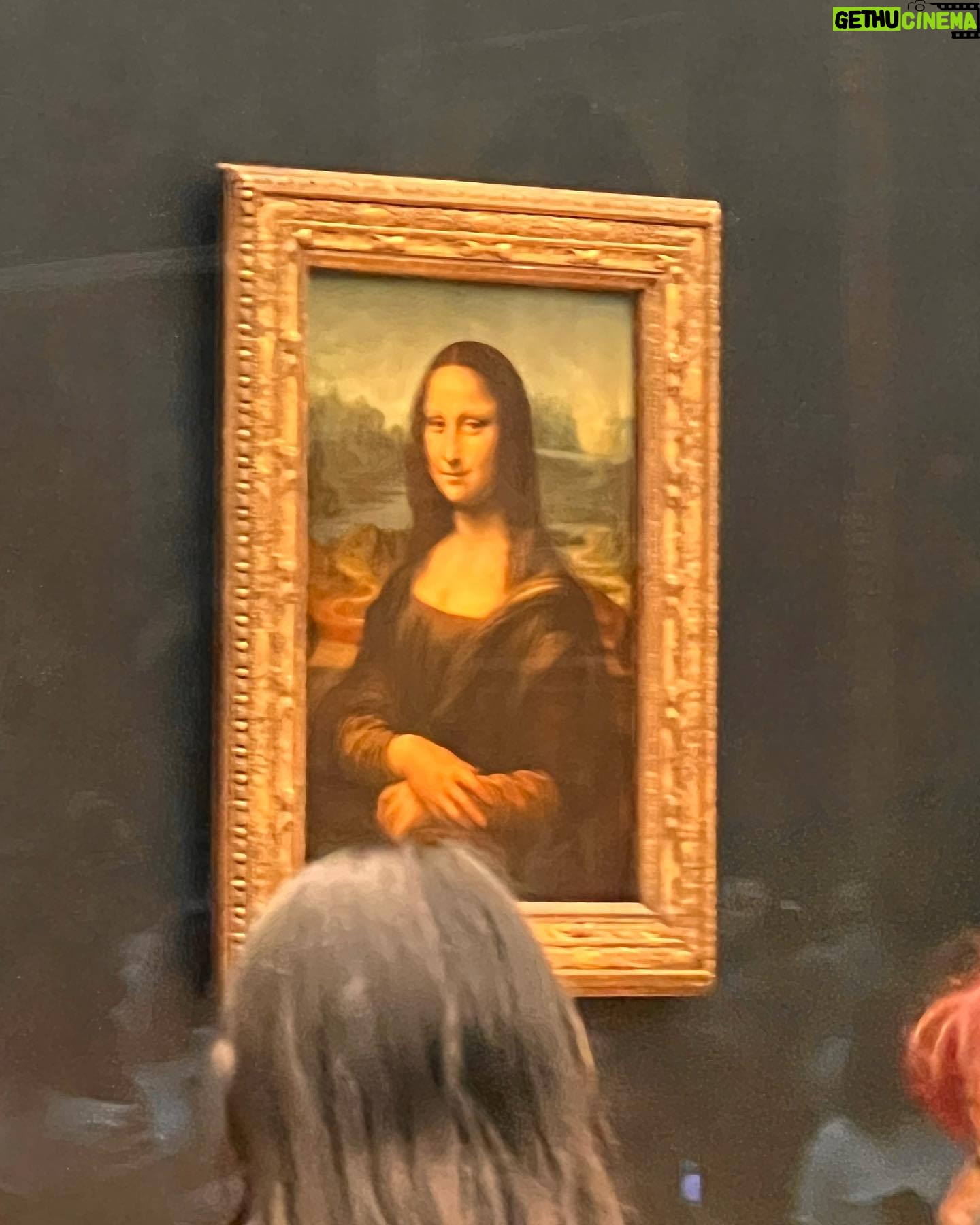 Yvette Monreal Instagram - When work brought you art, spaghetti and your little travel baguette 🥹🥖 💕. 🍝 🖼️🧳