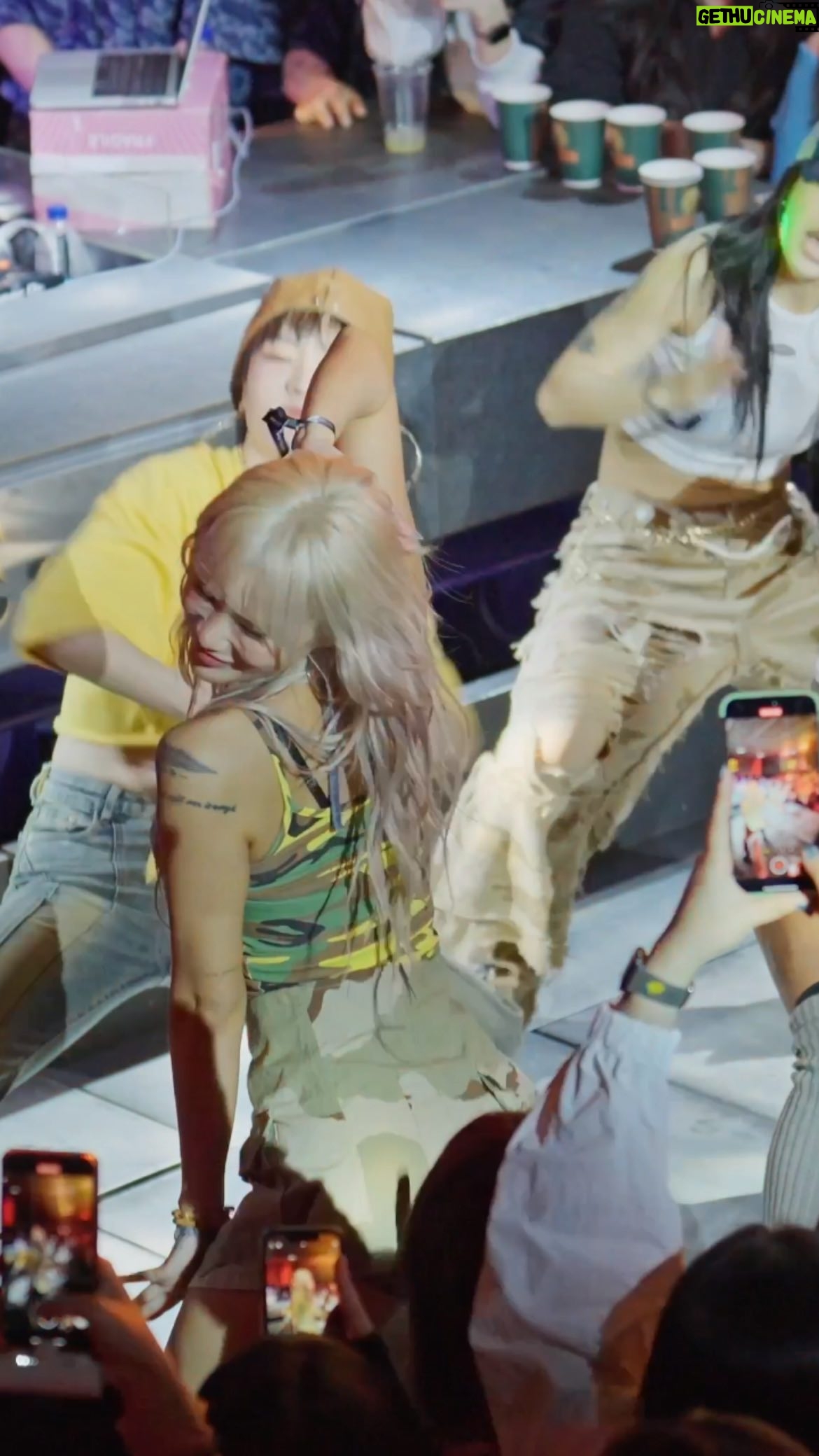 ZSun - 2.7K Likes - Fyah Burn ! 재밌었던
@hook_dancekorea PARTY🥁🥰
@cocanbutter_official
💛