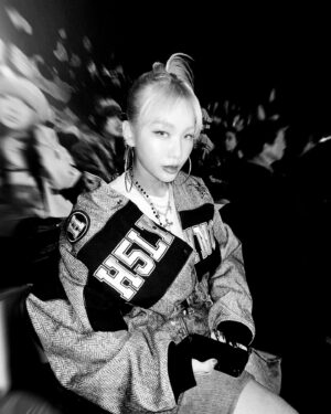 ZSun Instagram - 치코리타의 ᴘʜᴏᴛᴏ ᴅᴜᴍᴘ🌱
@holynumber7 
@seoulfashionweek_official 
@cocanbutter_official