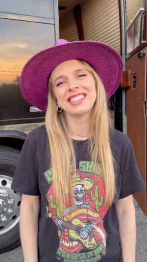 ZZ Ward Instagram - New album at midnight 🤩🤩🤩