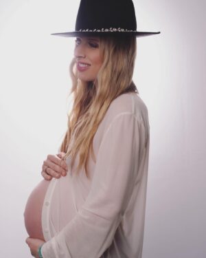 ZZ Ward Instagram - Some lovely bump photos taken by @charwar3🖤🖤🖤