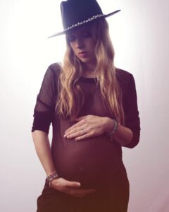 Actress ZZ Ward HD Instagram Photos and Wallpapers June 2024